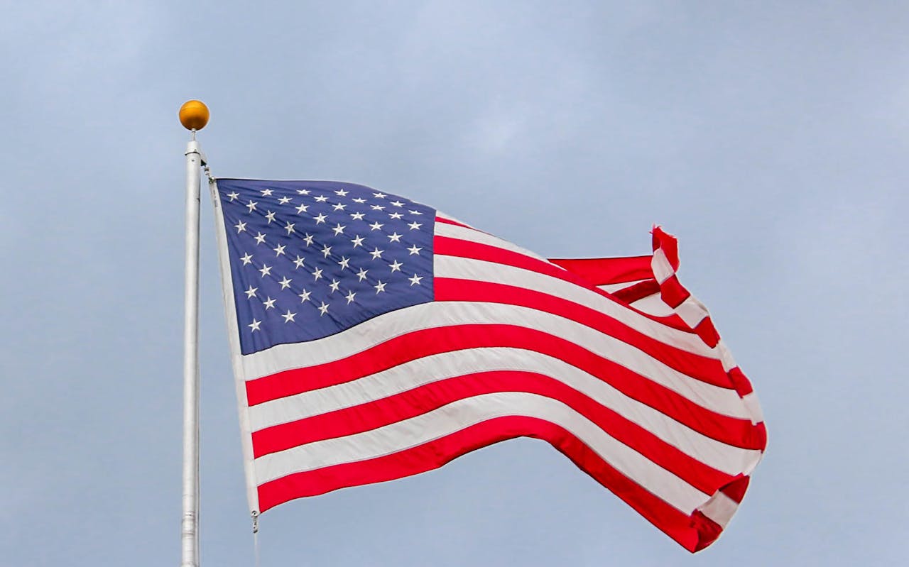 A photo of the American flag.